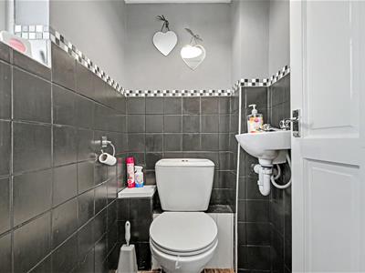 Picture 10